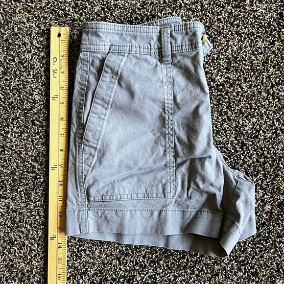 A New Day Gray Cargo Shorts with Structured Waistband - Picture 5 of 6